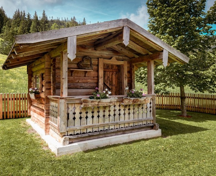 Rustikale Almhütte im Garten vom Wieslbauer