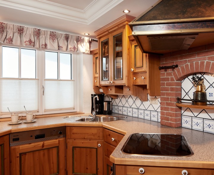 Küche im Landhausstil in den Appartements Wieslbauer in Flachau