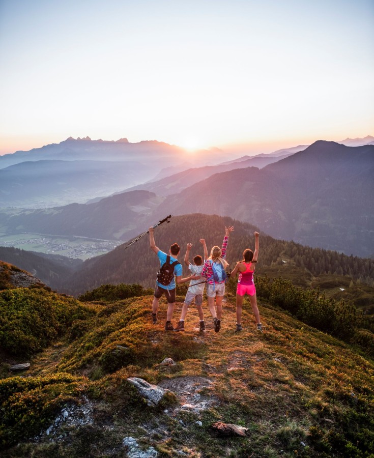 Wanderurlaub mit Freunden © Flachau Tourismus